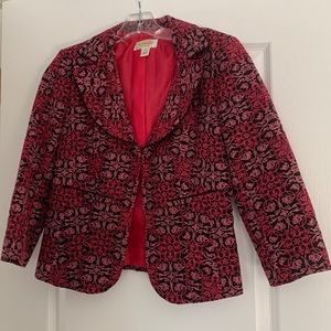 Fitted & cropped black & pink tweed jacket with pink sleeveless shell